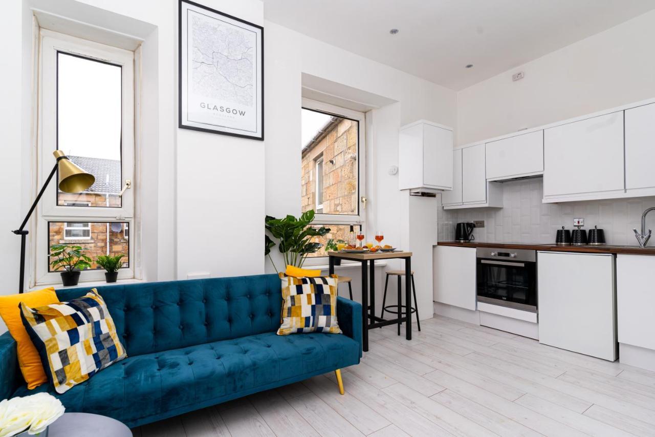 Cheerful 2 Bedroom Homely Apartment, Sleeps 6 Guest Comfy, 3X Double Bed, Parking, Free Wifi, Suitable For Business, Leisure Guest,Glasgow, Glasgow West End, Near City Centre Εξωτερικό φωτογραφία