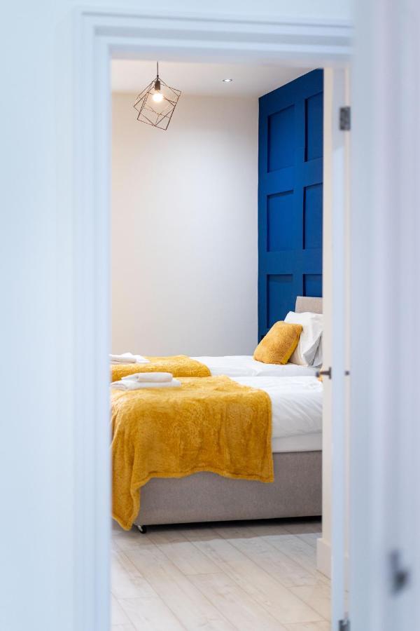 Cheerful 2 Bedroom Homely Apartment, Sleeps 6 Guest Comfy, 3X Double Bed, Parking, Free Wifi, Suitable For Business, Leisure Guest,Glasgow, Glasgow West End, Near City Centre Εξωτερικό φωτογραφία